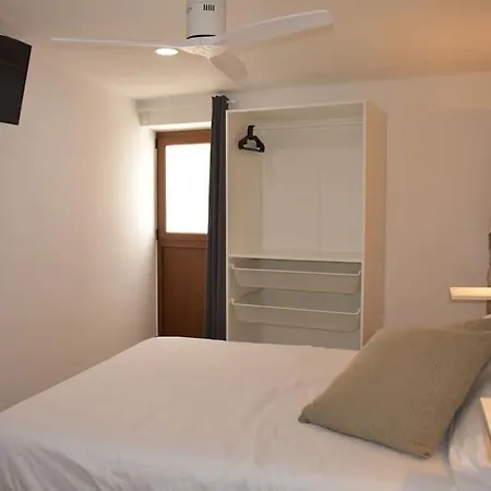 La Casa De La Raval De L'albages Albages